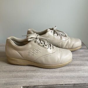 SAS Free Time Walking Shoes - Size 8